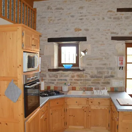 Alojamento de Acomodação e Pequeno-almoço La Vieille Gorce In The Vienne 3*