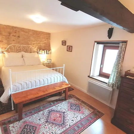 Alojamento de Acomodação e Pequeno-almoço La Vieille Gorce In The Vienne Asnois (Vienne)