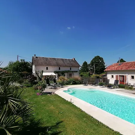 La Vieille Gorce In The Vienne 3* Asnois (Vienne)