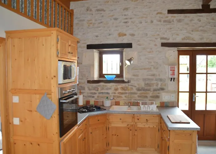 Bed and Breakfast La Vieille Gorce In The Vienne 3*