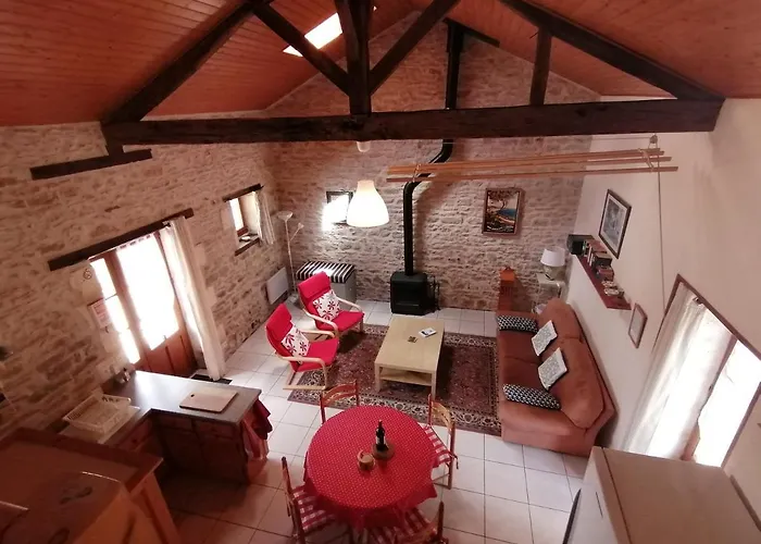 Bed and Breakfast La Vieille Gorce In The Vienne