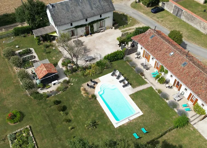 Bed and Breakfast La Vieille Gorce In The Vienne
