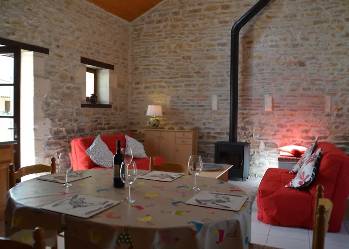 Bed and Breakfast La Vieille Gorce In The Vienne