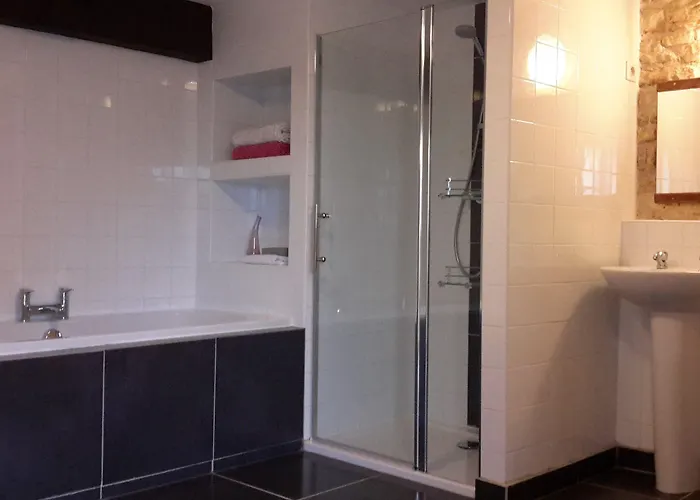 La Vieille Gorce In The Vienne Bed and Breakfast 3*