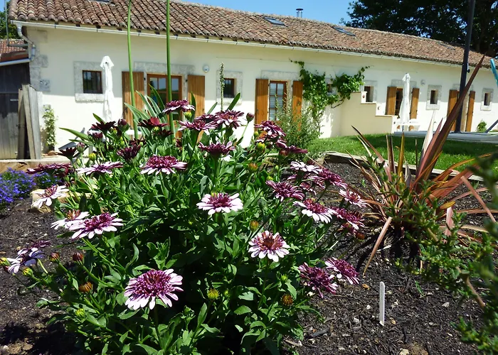 Bed and Breakfast La Vieille Gorce In The Vienne 3*
