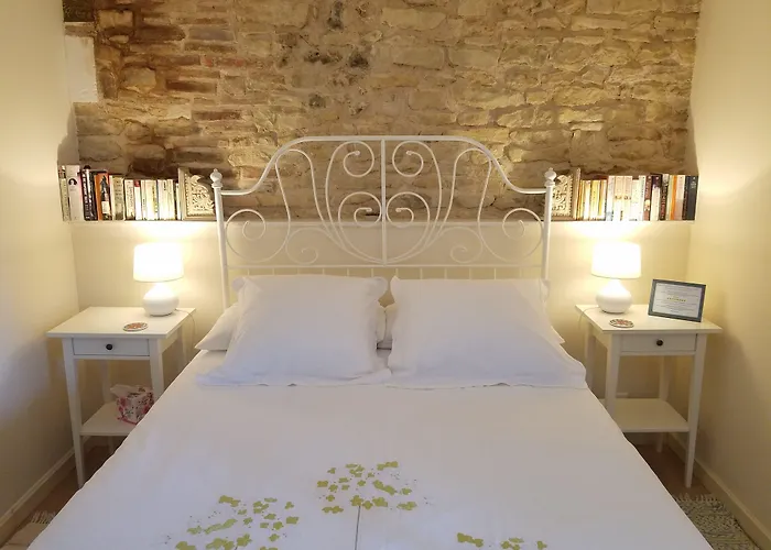 Bed and Breakfast La Vieille Gorce In The Vienne 3*