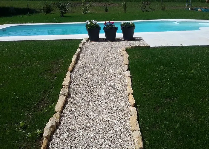 Bed and Breakfast La Vieille Gorce In The Vienne Asnois (Vienne)